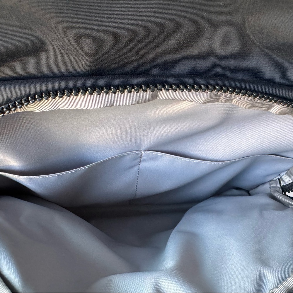 Pacsafe CX Anti-Theft Backpack - Picture 5 of 7